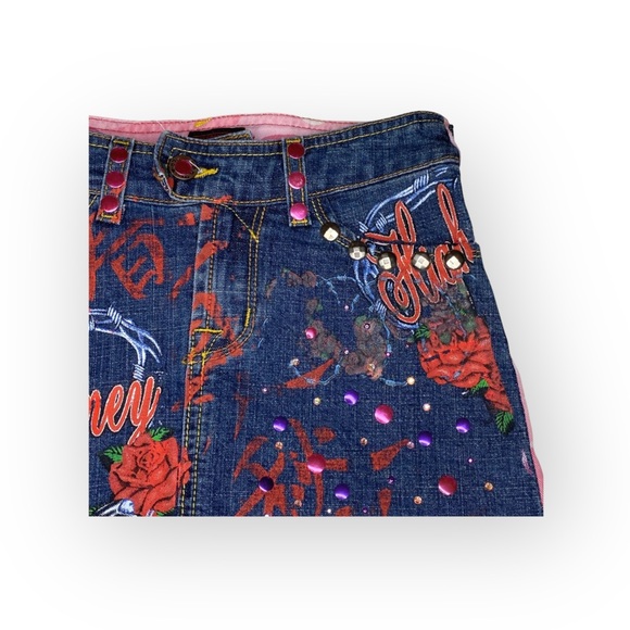 Vintage Y2K: Von Dutch ☻︎ Motorcycle Chain Denim Skirt ☻ Handpainted Camo Print - Picture 4 of 16